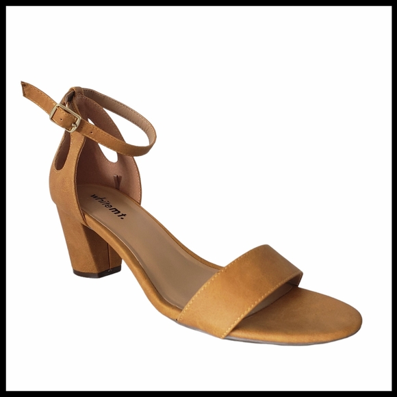 White Mt NWOT Block Heel Ankle Strap Sandals